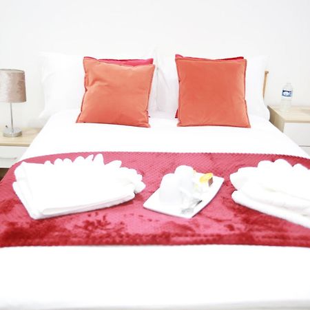 Deluxe 4 Bedroom House The Hyde Екстериор снимка