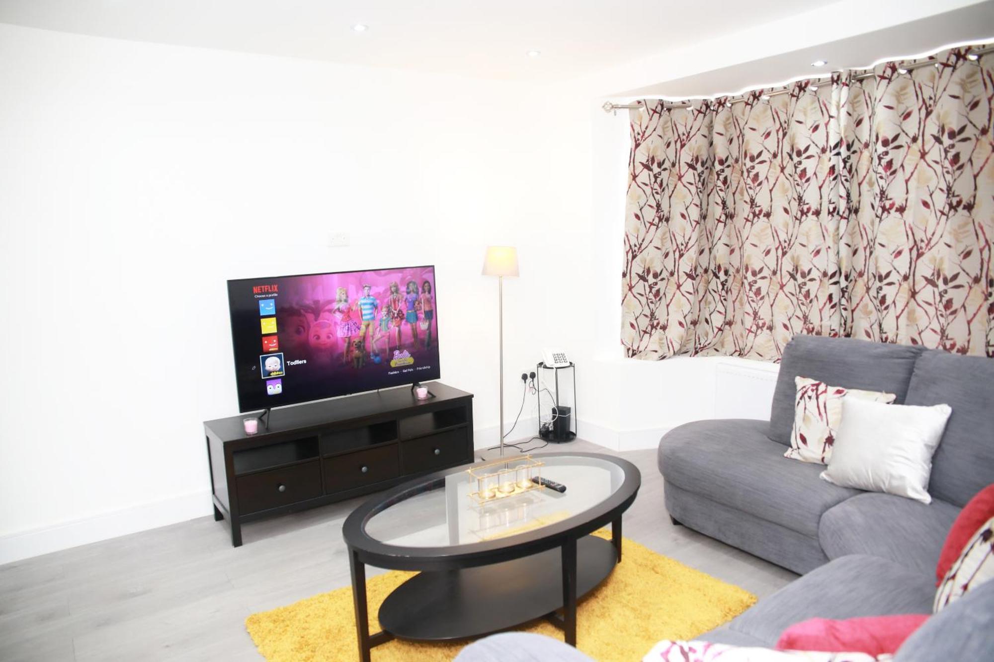 Deluxe 4 Bedroom House The Hyde Екстериор снимка
